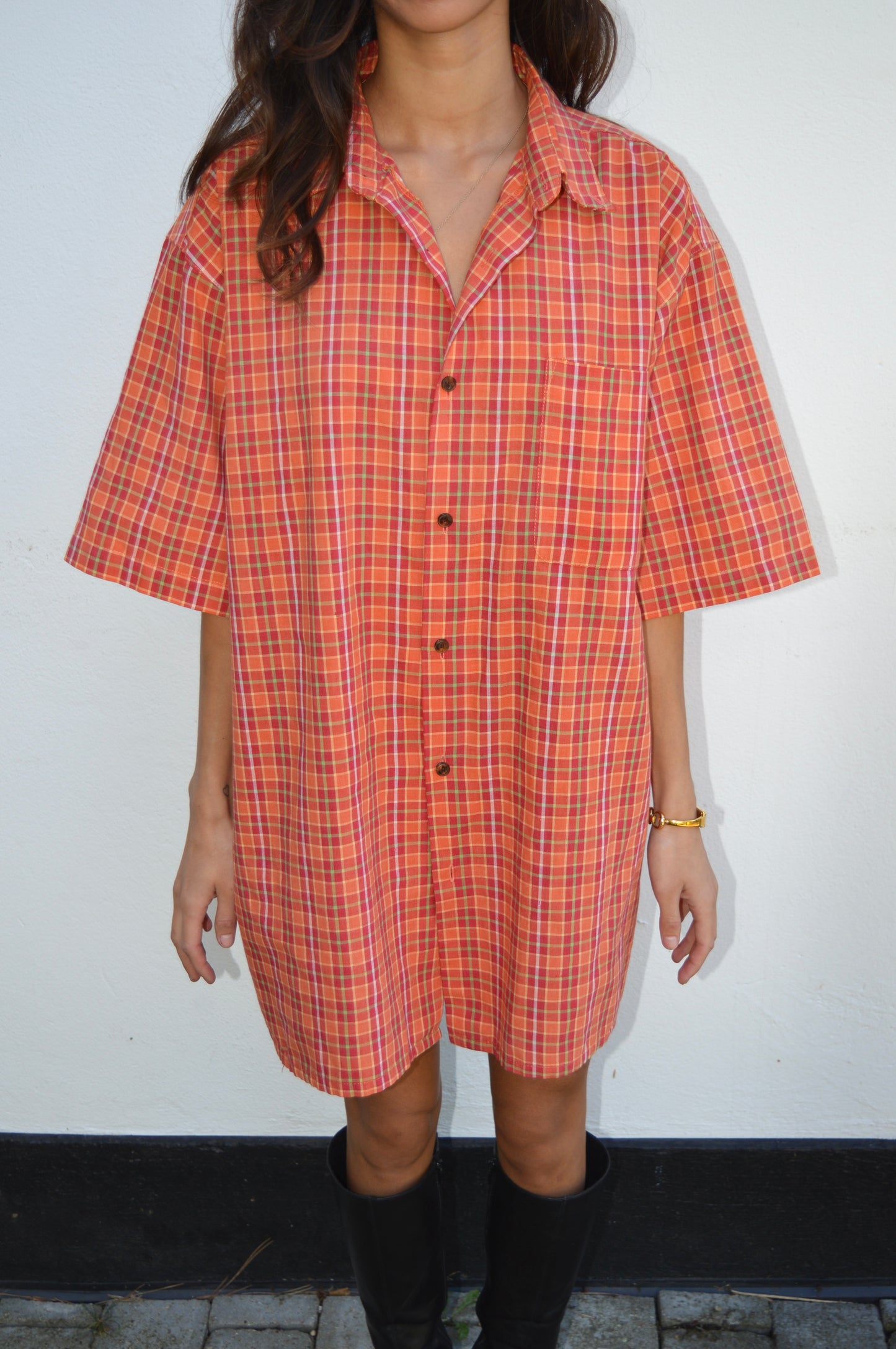 a. Oversized Button up, L