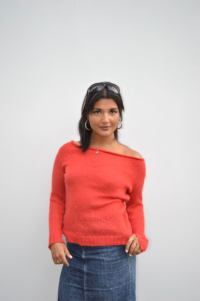 Off Shoulder knit sweater M/L