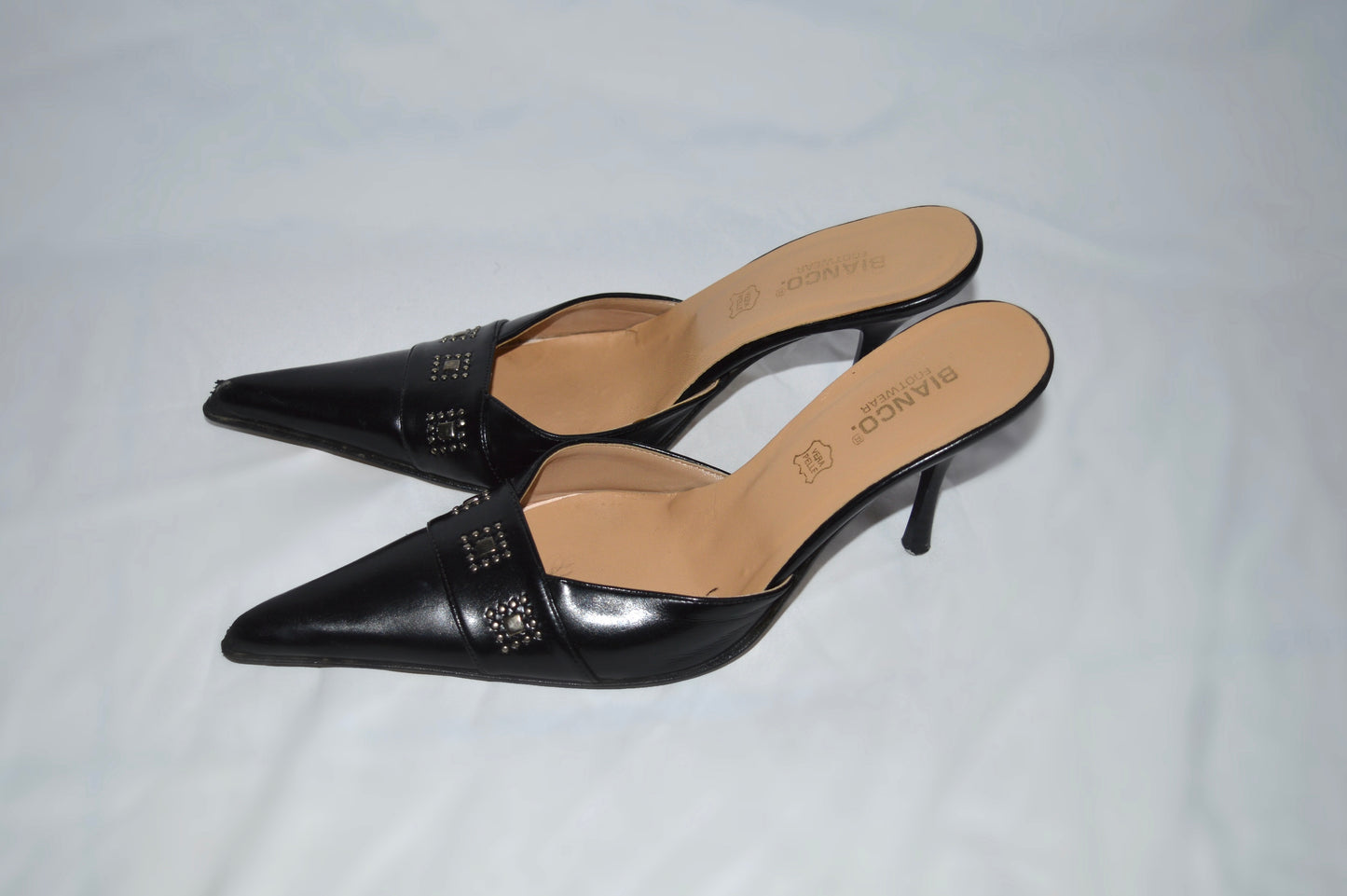 Black kitten heels, EU38