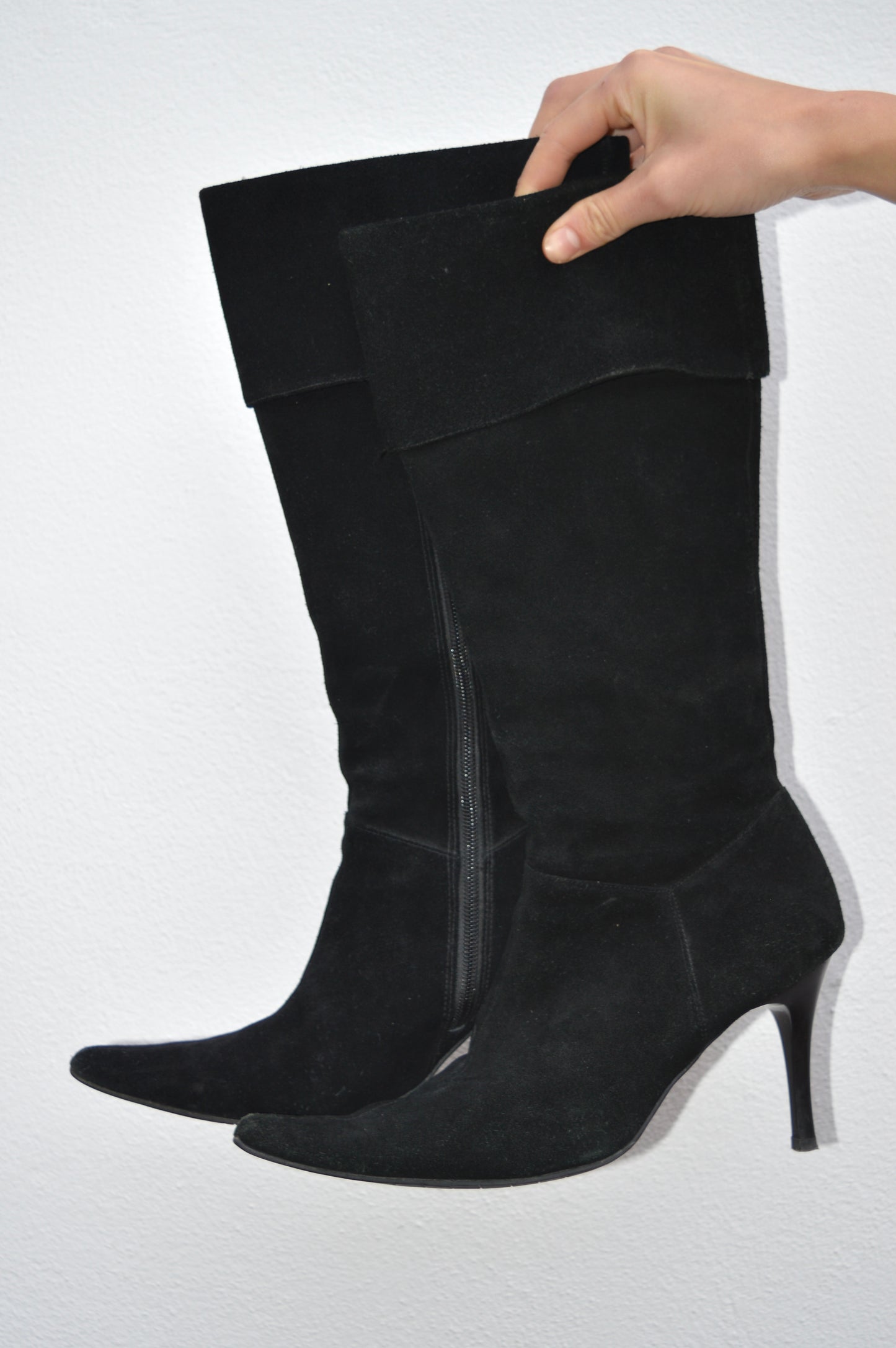 Black suede boots, EU37