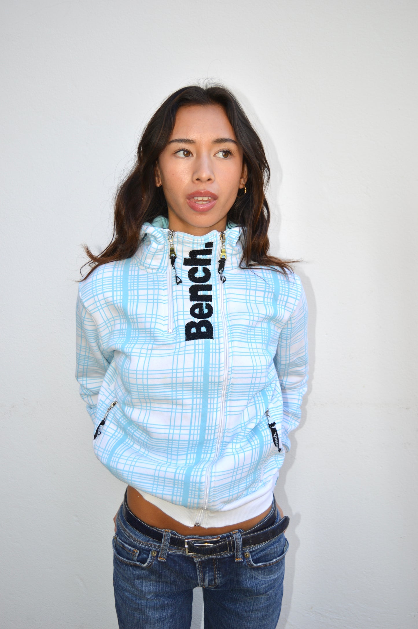 BENCH zip up plaid details, S