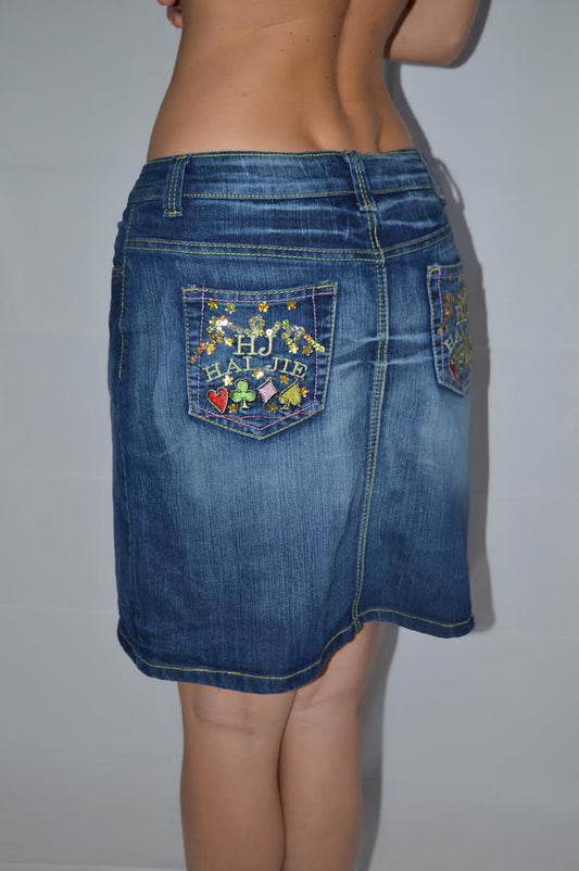 Embroidered skirt, L