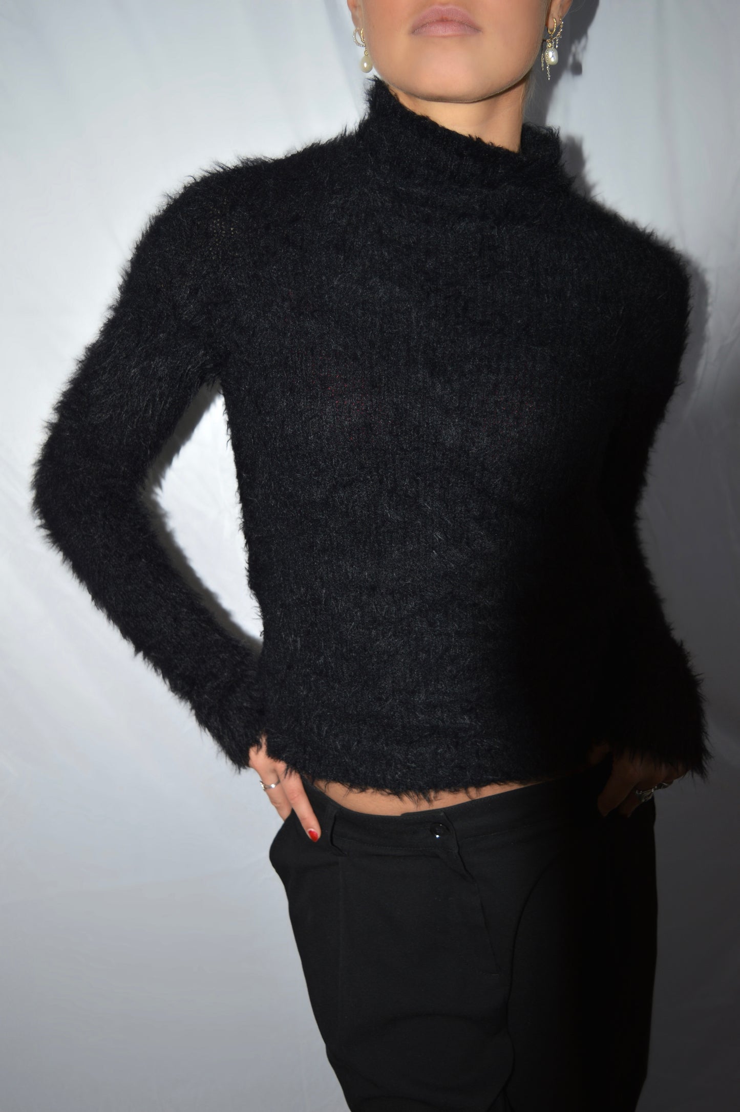 a. Turtleneck sweater black, M/L