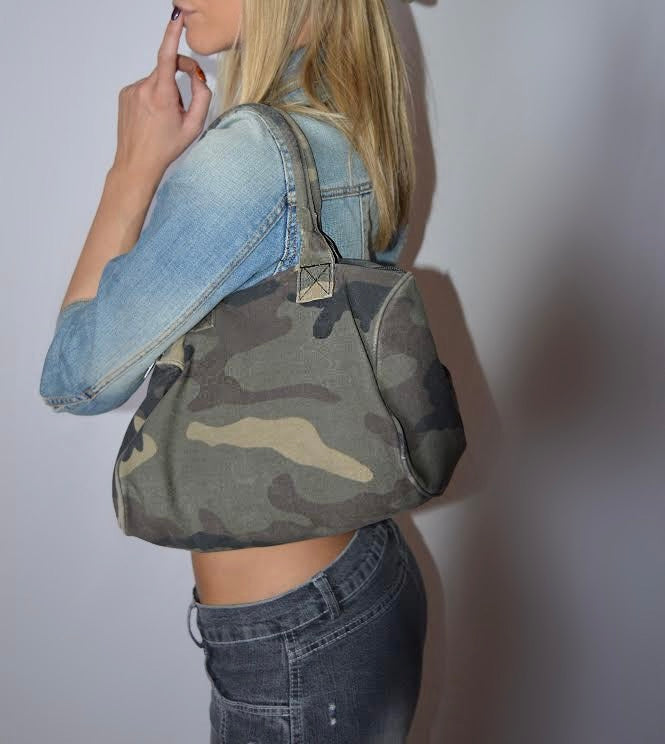 Camo print shoulder bag