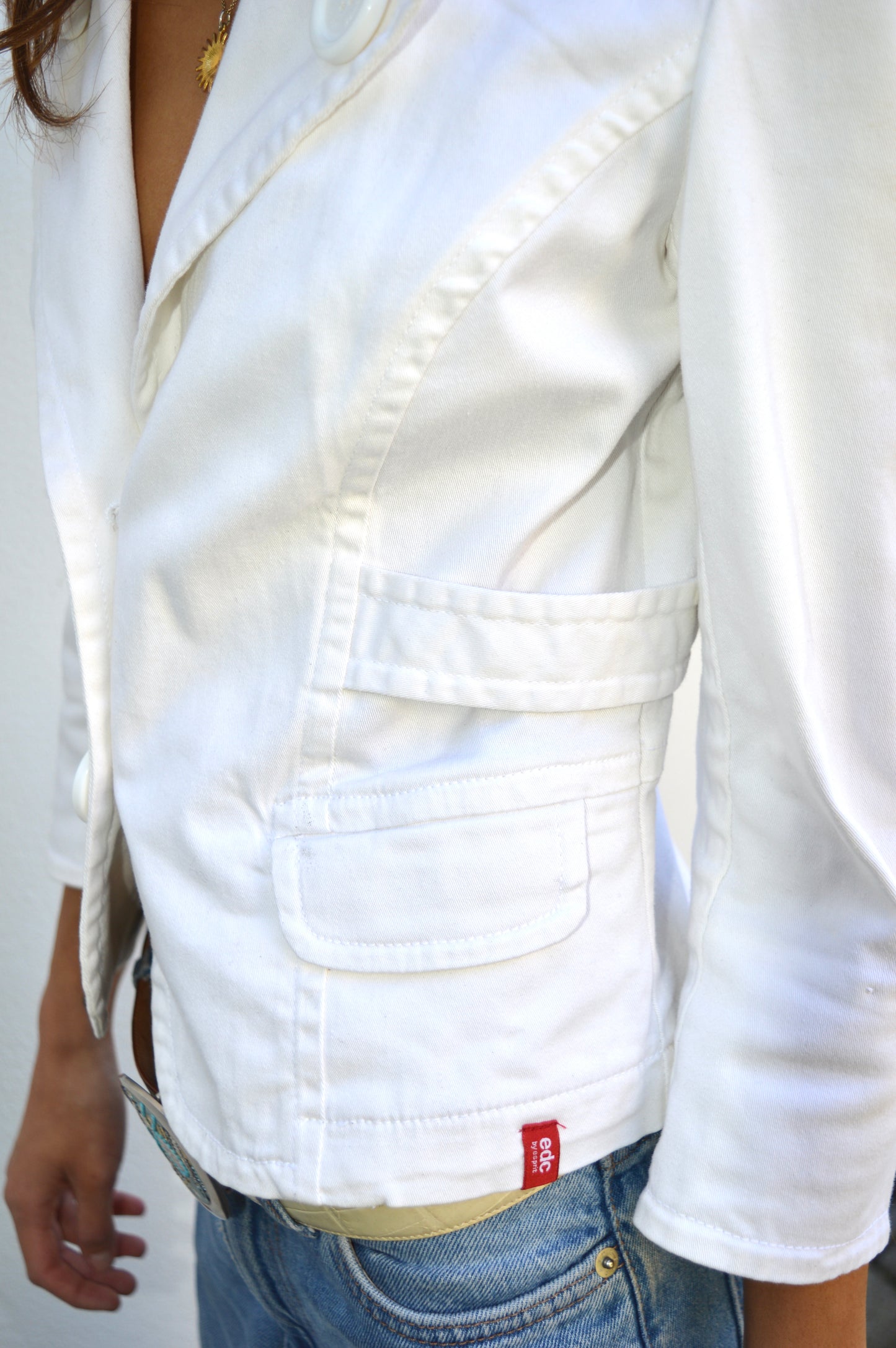 White jacket w/buttons, S